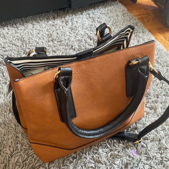 New - Picture 2 of 3